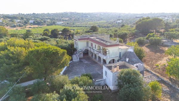 casale in vendita a Cisternino