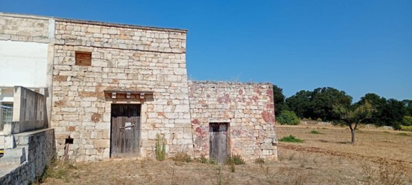 casa indipendente in vendita a Cisternino in zona Sisto