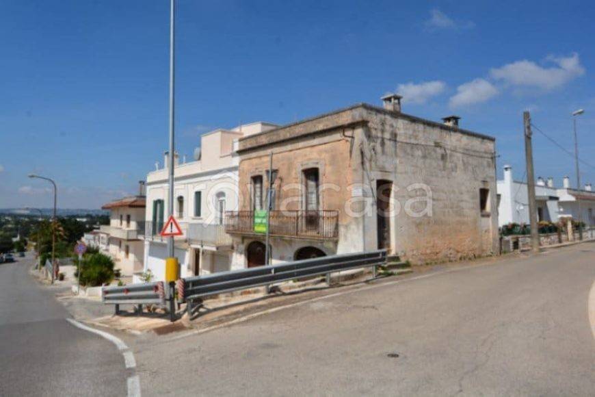 casa indipendente in vendita a Cisternino