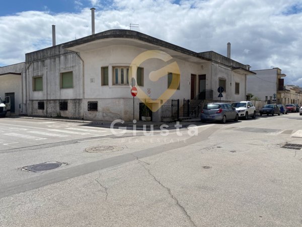 casa indipendente in vendita ad Erchie