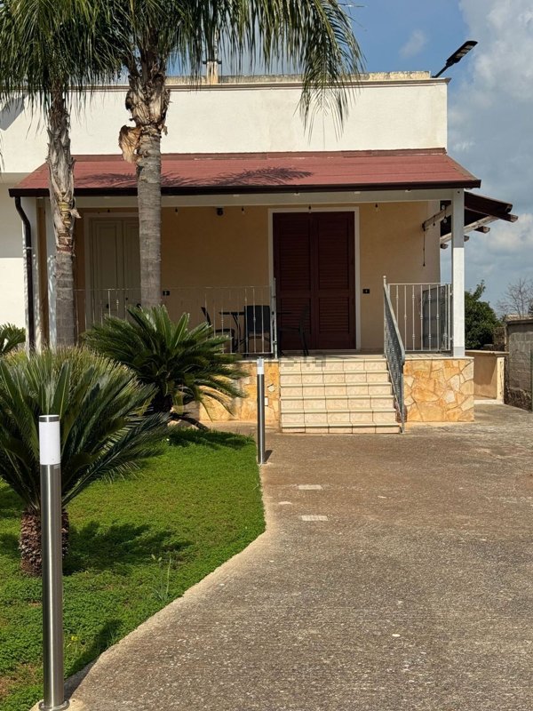 casa indipendente in vendita ad Erchie