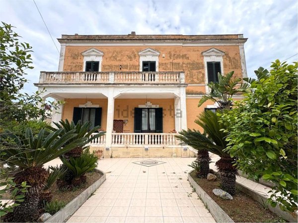 casa indipendente in vendita ad Erchie