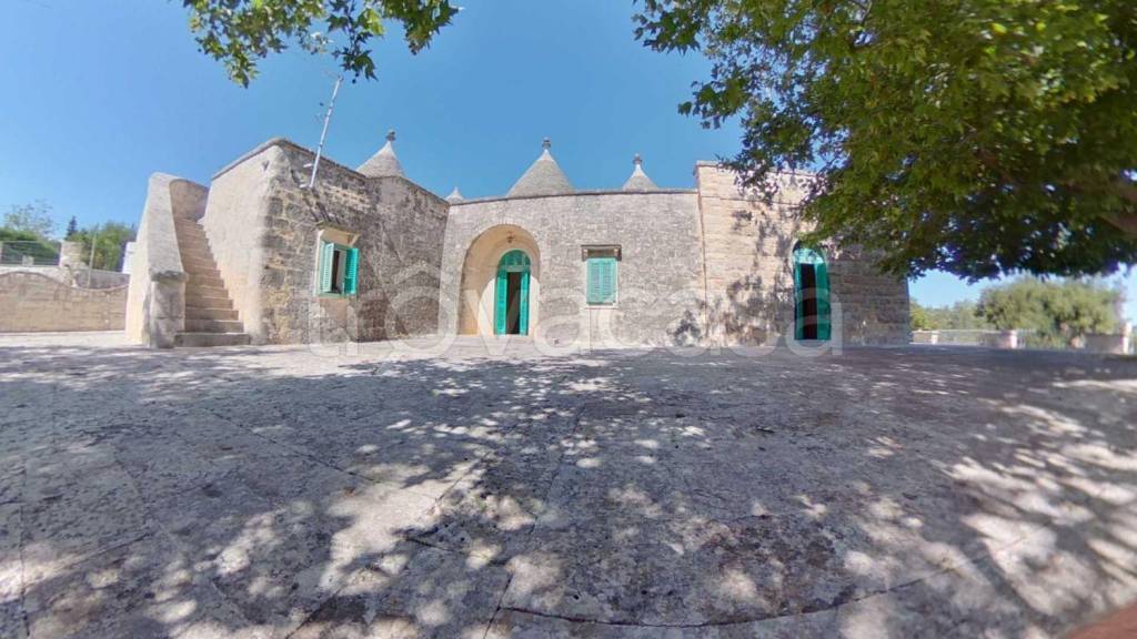 casa indipendente in vendita a Fasano
