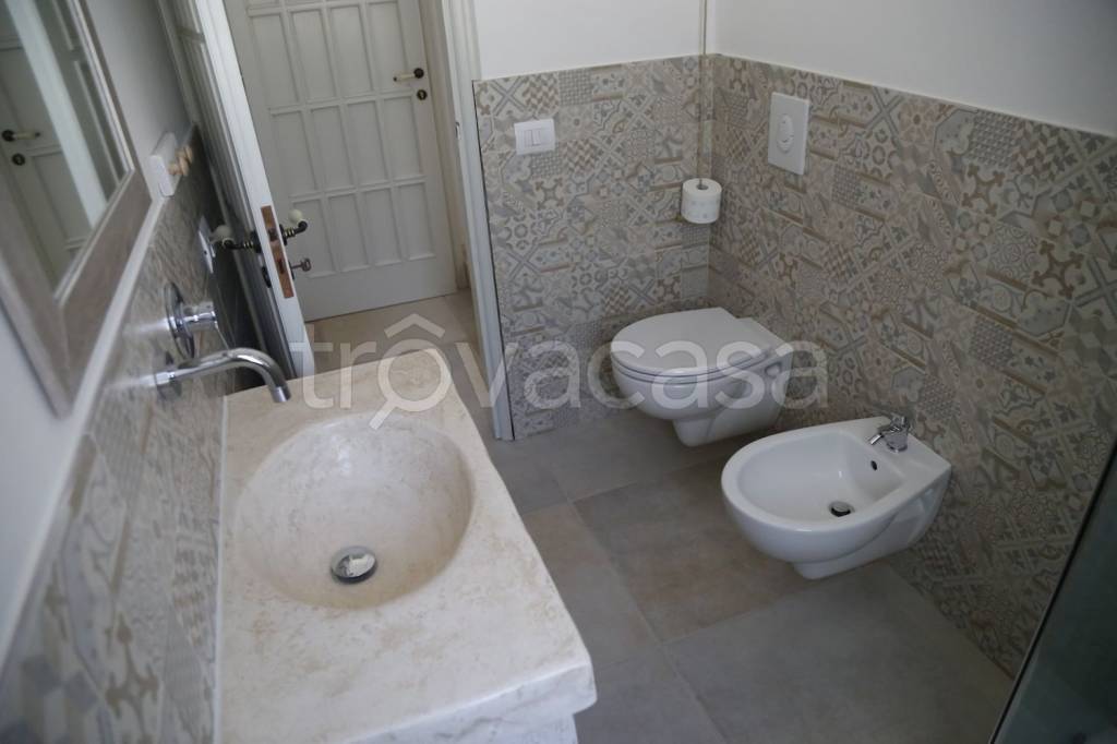 casa indipendente in vendita a Fasano