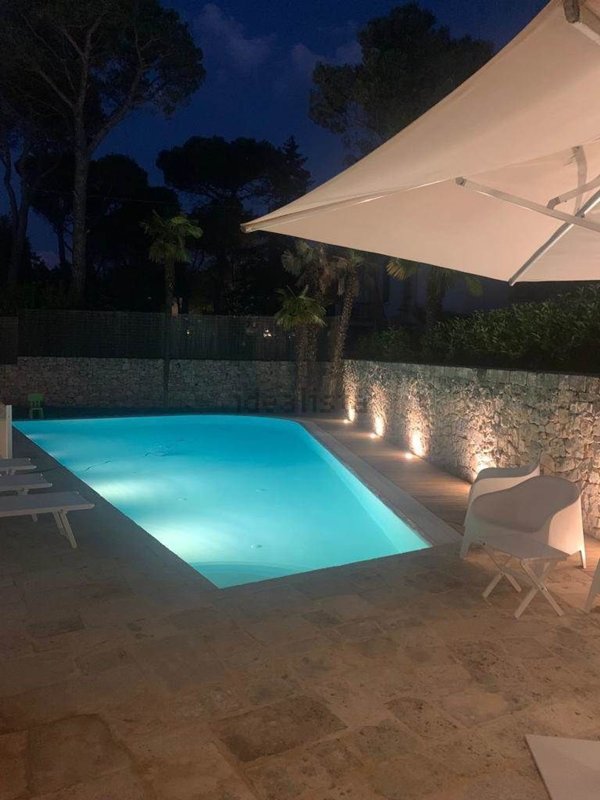 casa indipendente in vendita a Fasano