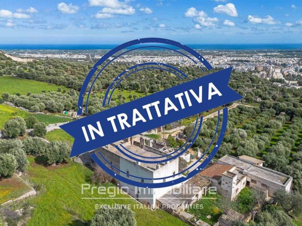 casa indipendente in vendita a Fasano