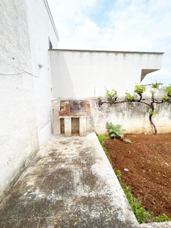 casa indipendente in vendita a Fasano in zona Montalbano