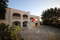 casa indipendente in vendita a Fasano in zona Canale di Pirro