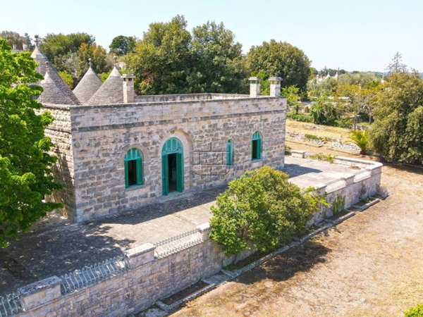 casa indipendente in vendita a Fasano