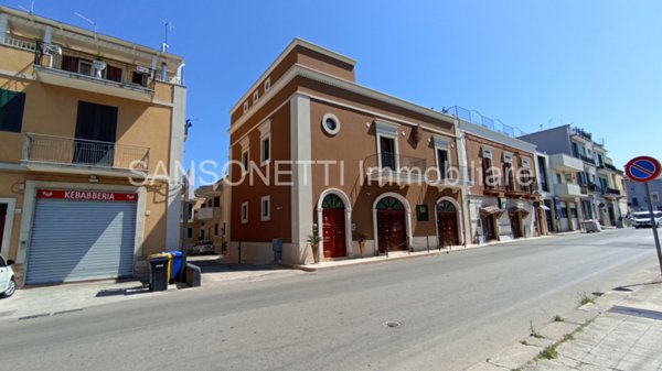 intera palazzina in vendita a Fasano