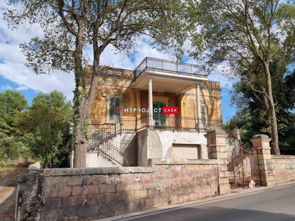 casa indipendente in vendita a Fasano in zona Laureto