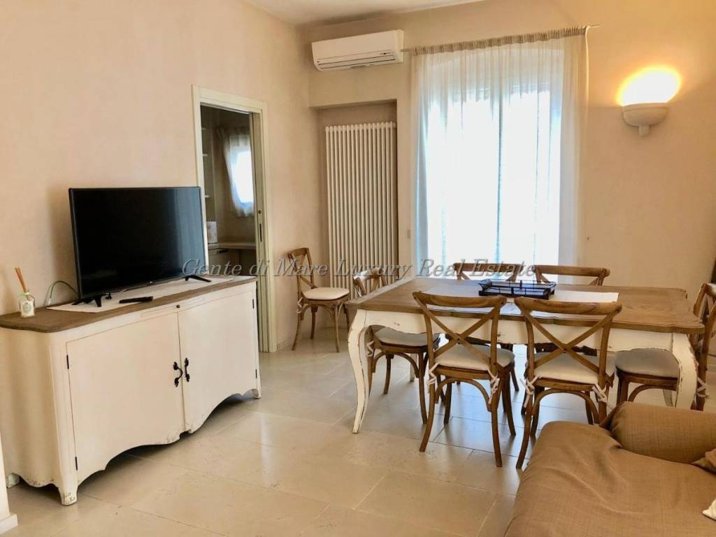 casa indipendente in vendita a Fasano