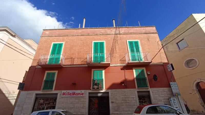intera palazzina in vendita a Fasano