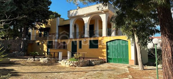 casa indipendente in vendita a Fasano