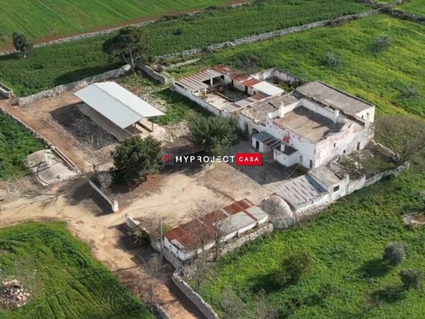 casa semindipendente in vendita a Fasano in zona Montalbano