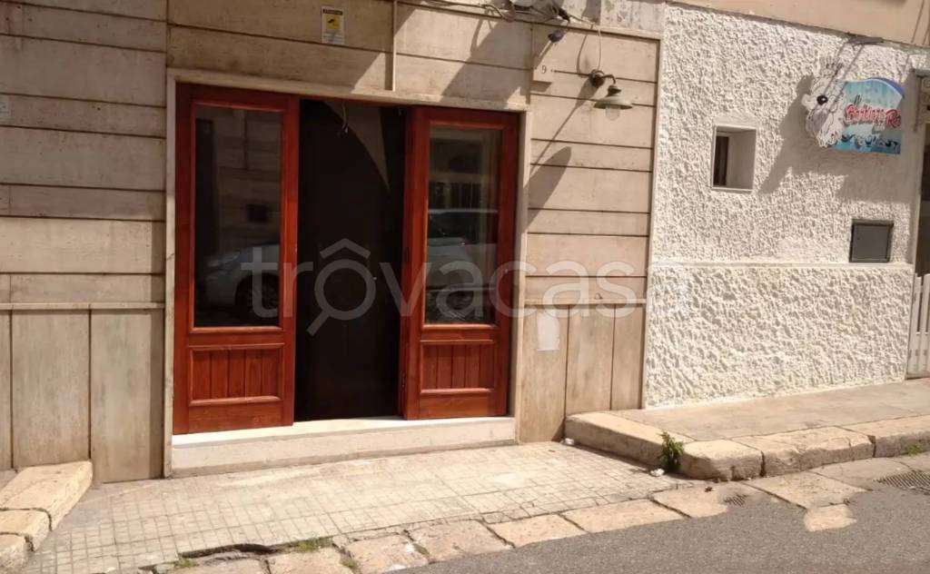 negozio in vendita a Fasano