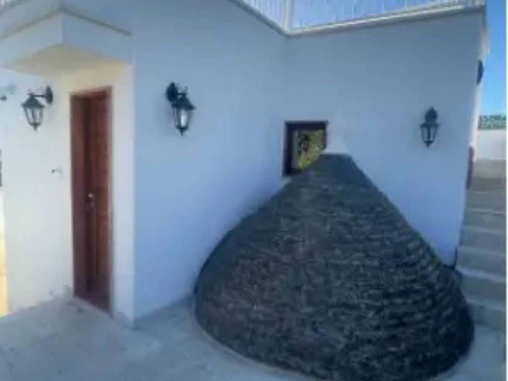 casa indipendente in vendita a Fasano in zona Laureto