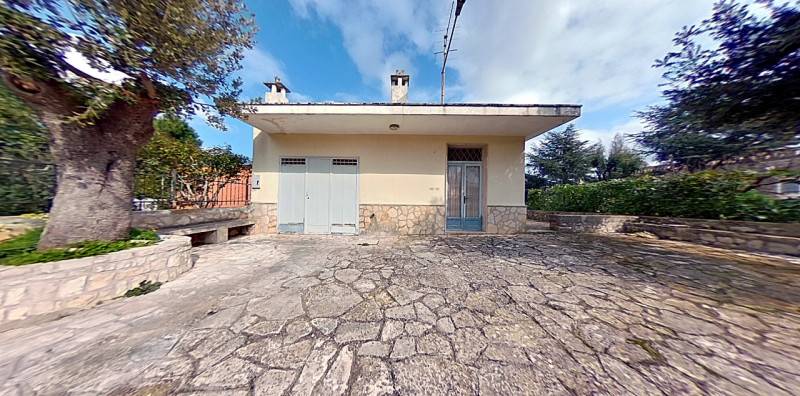 casa indipendente in vendita a Fasano in zona Laureto