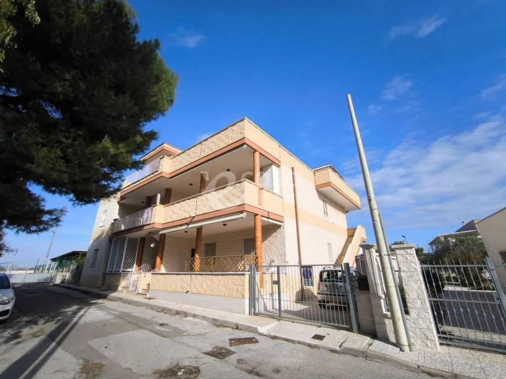 appartamento in vendita a Fasano in zona Torre Canne
