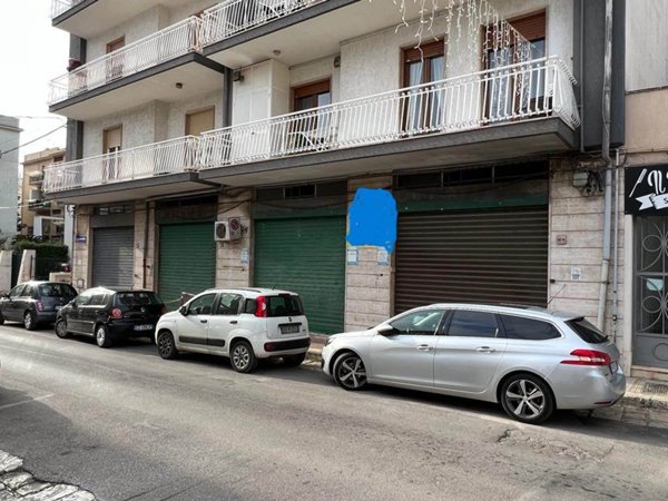 negozio in vendita a Fasano