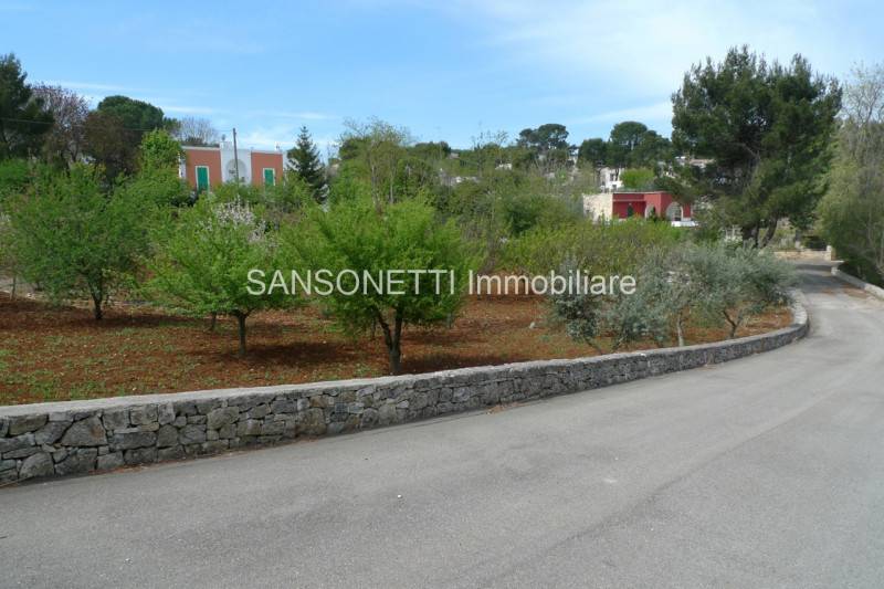casa indipendente in vendita a Fasano in zona Laureto
