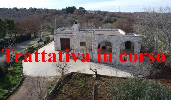 casa indipendente in vendita a Fasano