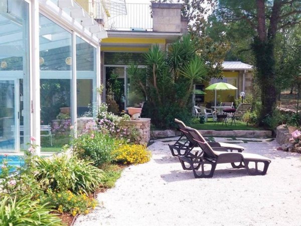 casa indipendente in vendita a Fasano in zona Laureto