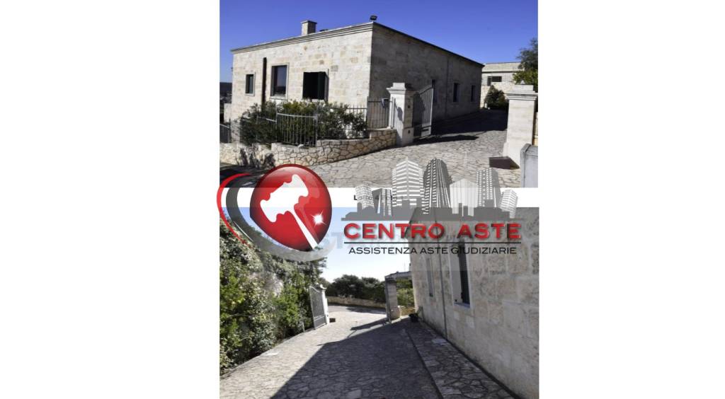 casa indipendente in vendita a Fasano