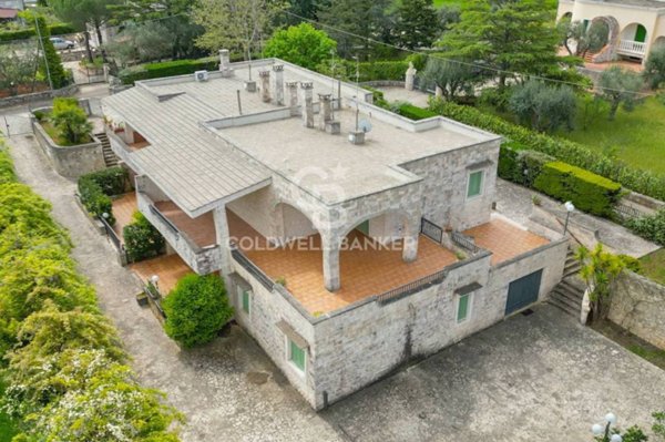 casa indipendente in vendita a Fasano in zona Laureto