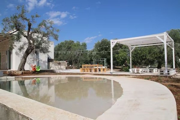 casa indipendente in vendita a Fasano in zona Savelletri