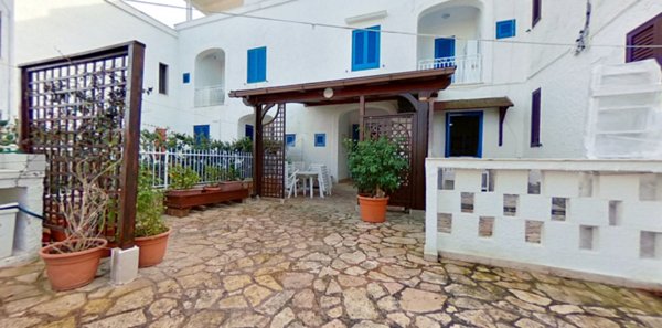 casa semindipendente in vendita a Fasano in zona Savelletri