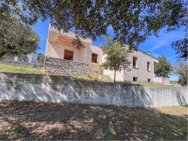 casa indipendente in vendita a Fasano