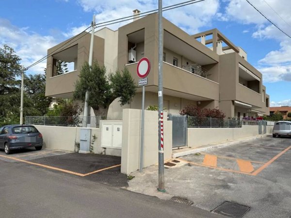 casa indipendente in vendita a Fasano in zona Pezze di Greco