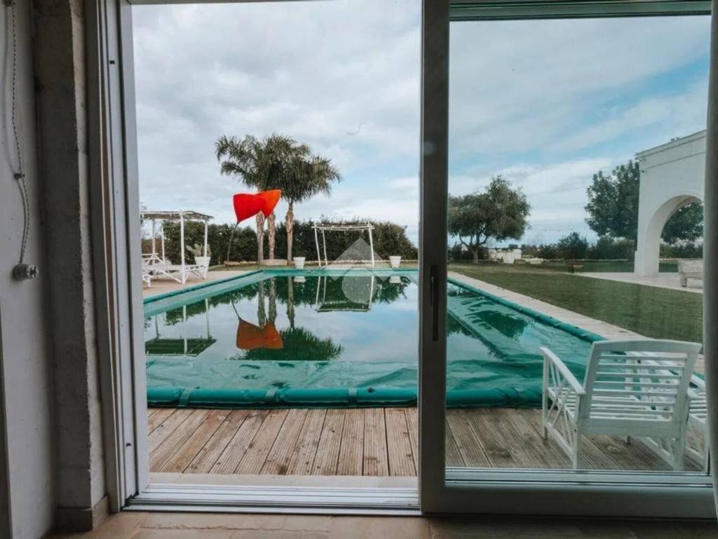 casa indipendente in vendita a Fasano in zona Savelletri