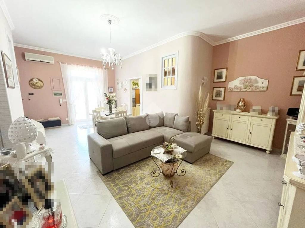 casa indipendente in vendita a Fasano in zona Pezze di Greco