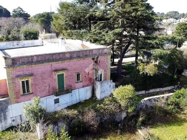 casa indipendente in vendita a Fasano in zona Laureto