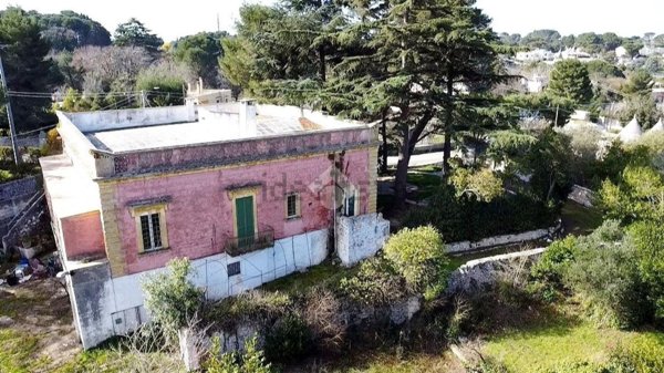 casa indipendente in vendita a Fasano in zona Laureto