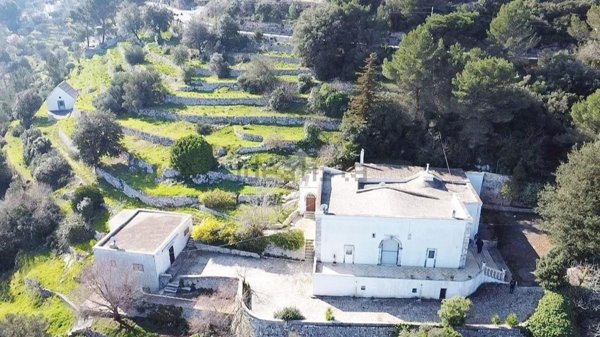 casa indipendente in vendita a Fasano in zona Laureto