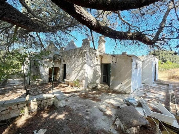 casa indipendente in vendita a Fasano in zona Laureto