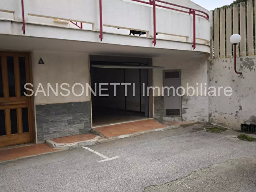 casa indipendente in vendita a Fasano