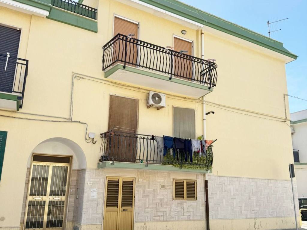 appartamento in vendita a Fasano in zona Savelletri