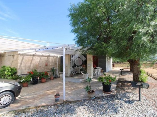 appartamento in vendita a Fasano in zona Savelletri