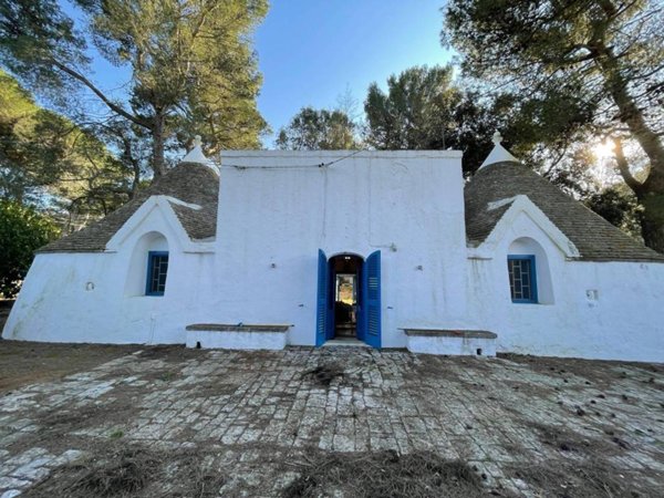 casa indipendente in vendita a Fasano in zona Laureto