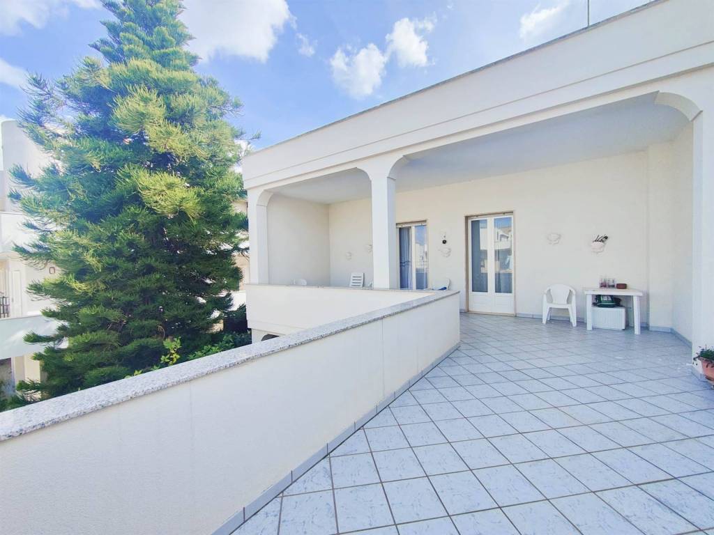 casa indipendente in vendita a Fasano in zona Pezze di Greco