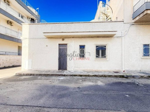 casa indipendente in vendita a Fasano in zona Torre Canne