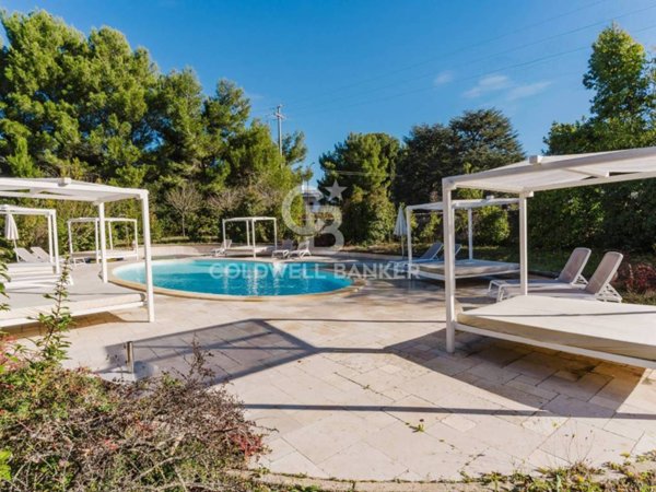 casa indipendente in vendita a Fasano in zona Laureto