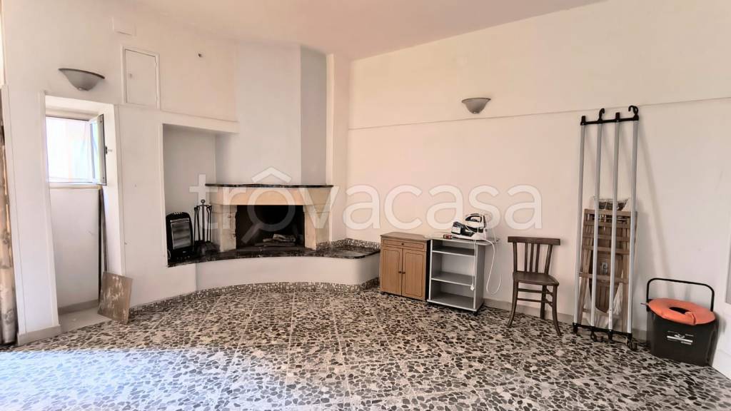 casa indipendente in vendita a Fasano