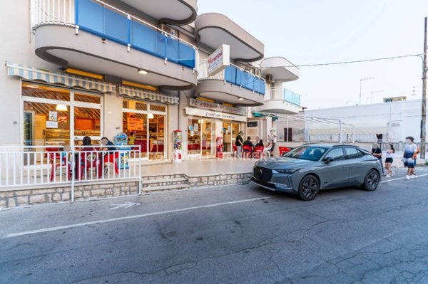 trivano in vendita a Fasano in zona Torre Canne