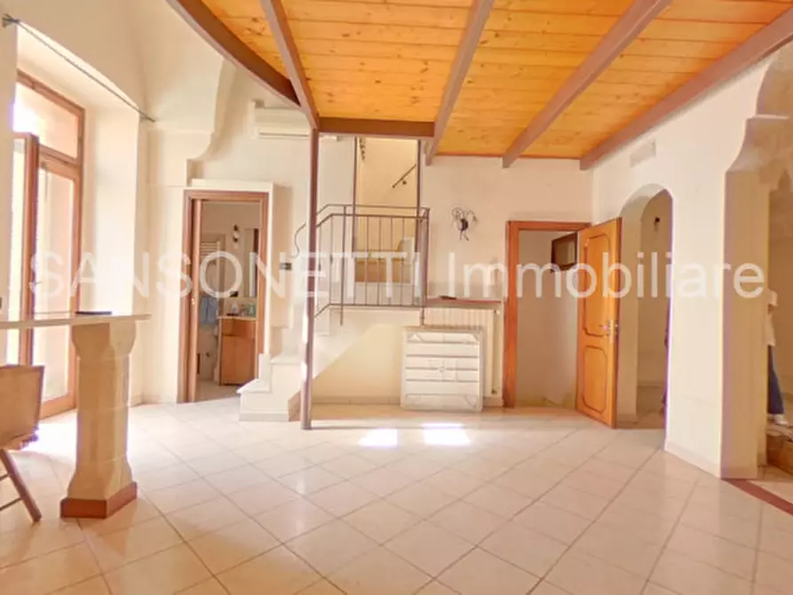 casa indipendente in vendita a Fasano