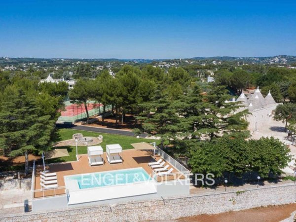 casa indipendente in vendita a Fasano in zona Laureto